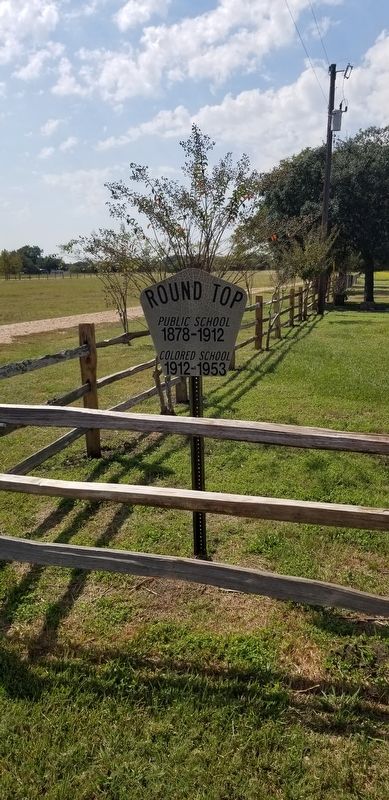 Round Top Public School Marker image. Click for full size.