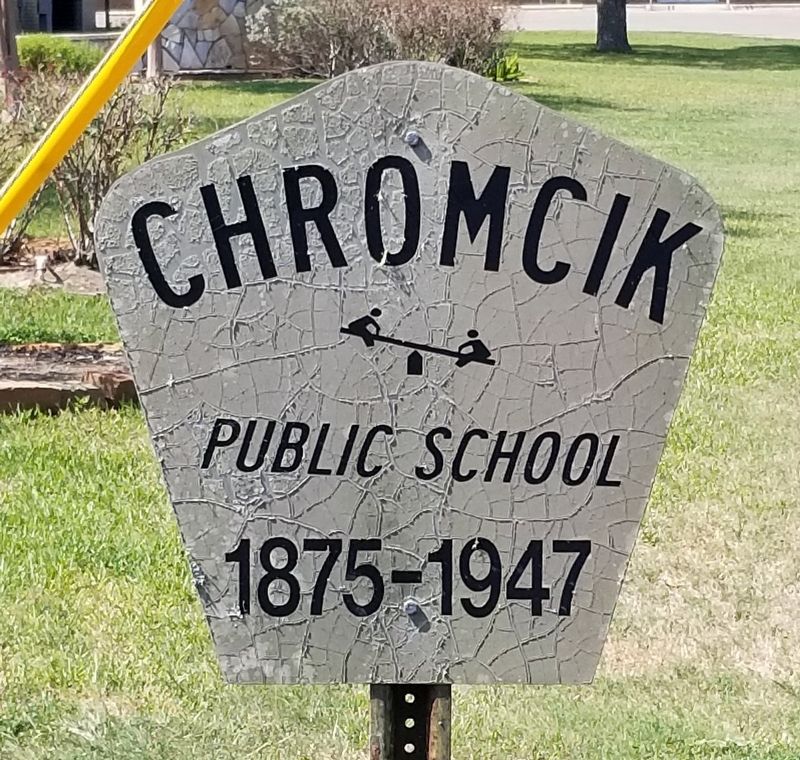 Chromcik Public School Marker image. Click for full size.