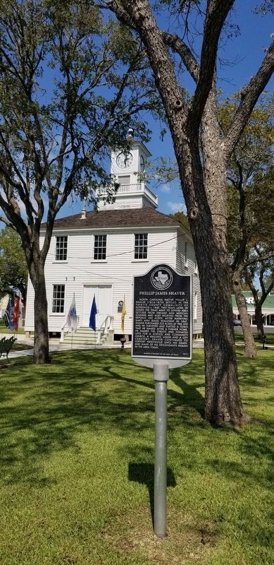 The Phillip James Shaver Marker in front of the Fayetteville Courthouse image. Click for full size.