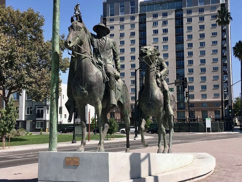 Statue Moved to Median image. Click for full size.