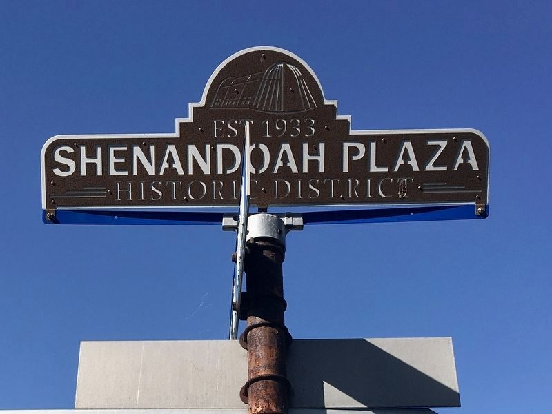 Shenandoah Plaza Historic District image. Click for full size.