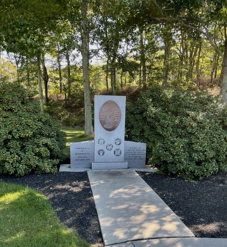 Commonwealth of Massachusetts Veterans Memorial image. Click for full size.