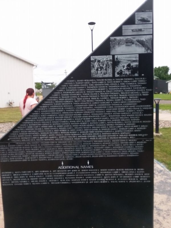 Williams County Vietnam War Memorial image. Click for full size.