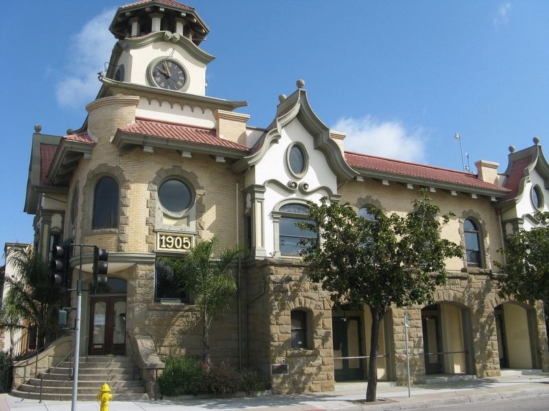 Old City Hall image. Click for full size.