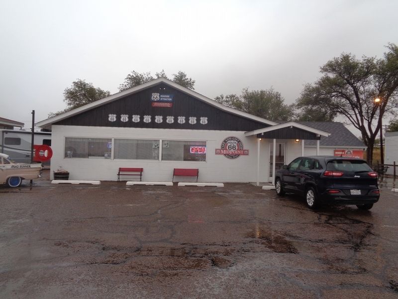 Midpoint Cafe and Gift Shop, Adrian, Texas Marker image. Click for full size.