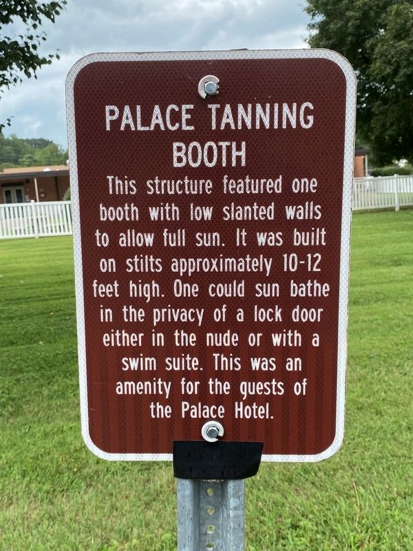 Palace Tanning Booth Marker image. Click for full size.