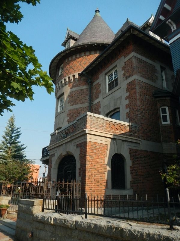 Charles Walker Clark Mansion image. Click for full size.