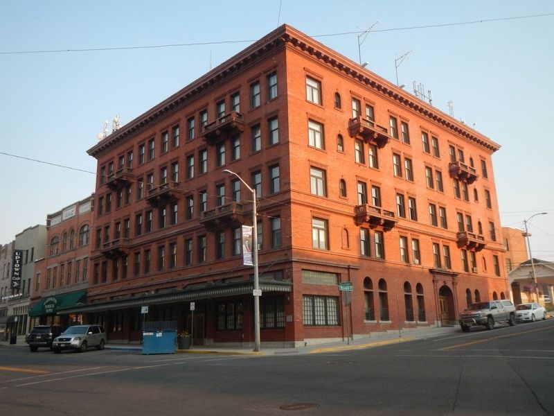 Thornton Block and Marker image. Click for full size.