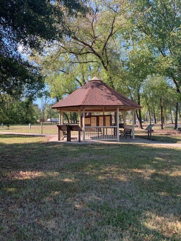 Gazebo at the Memory Lane Trailhead image. Click for full size.