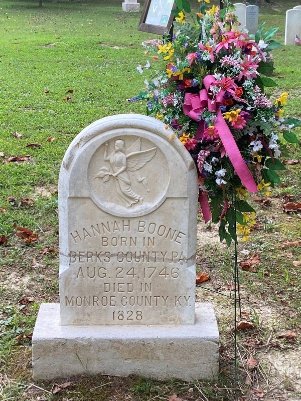 Hannah Boone Headstone image. Click for full size.