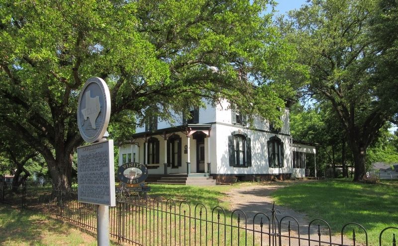 Home of Thomas V. Munson and Marker. Click for full size. Home of Thomas V. Munson and Marker image. Click for full size.