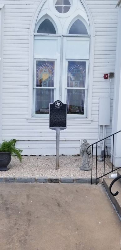 The St. Mary's Catholic Church and Marker image. Click for full size.