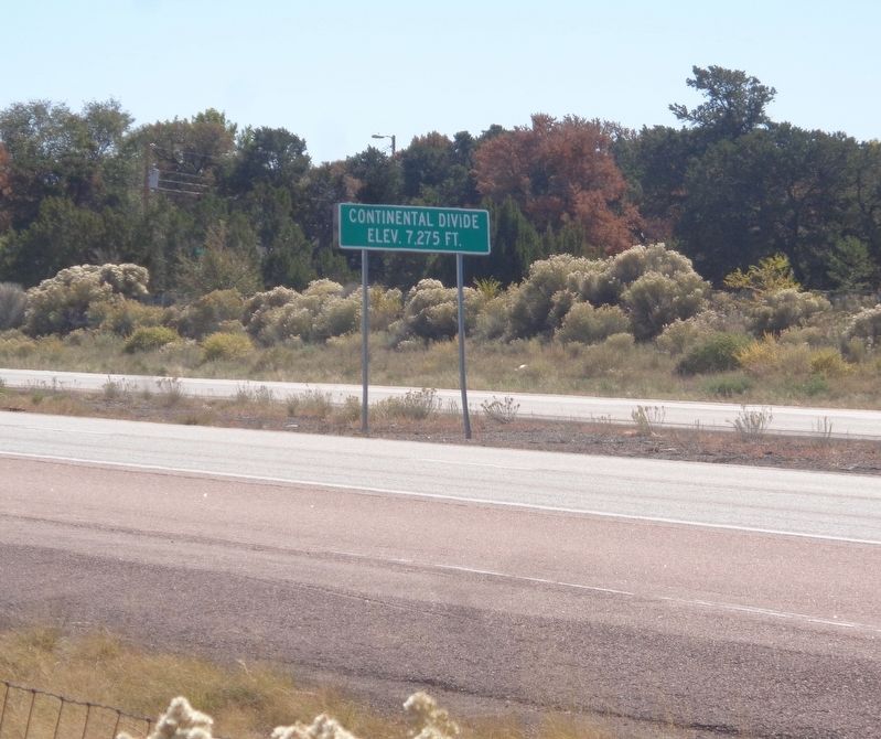 Continental Divide Marker image. Click for full size.