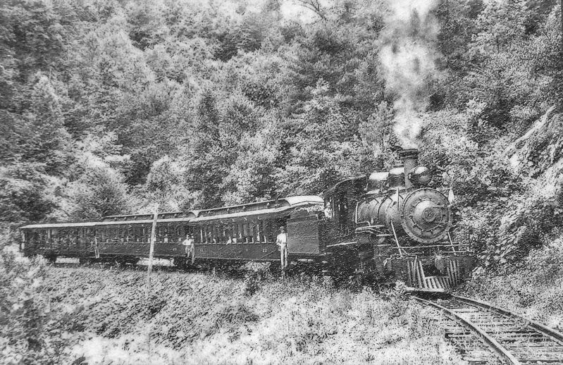 Marker detail: Steam Locomotive in Doe River Gorge image. Click for full size.