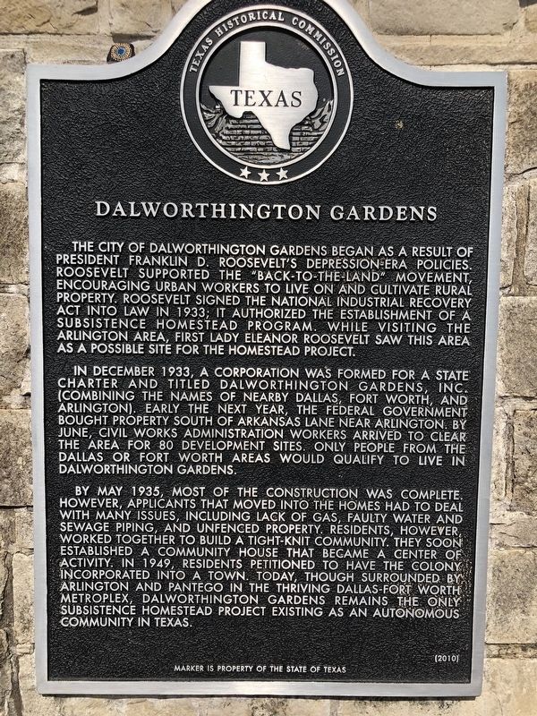 Dalworthington Gardens Marker image. Click for full size.