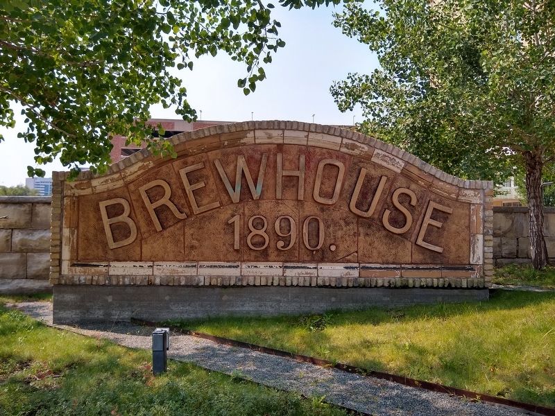 Brewhouse sign to the right of the marker image. Click for full size.