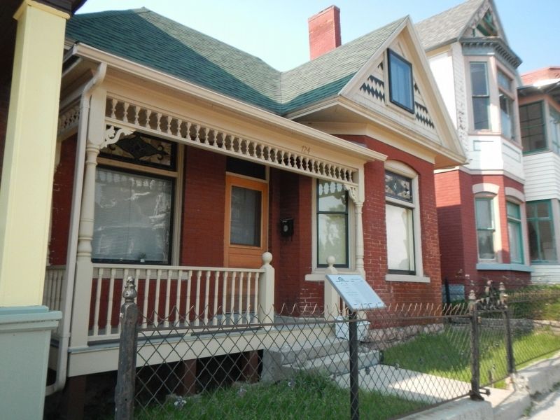 Powers Residence and Marker image. Click for full size.