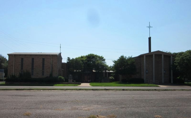 First Presbyterian Church and Marker image. Click for full size.