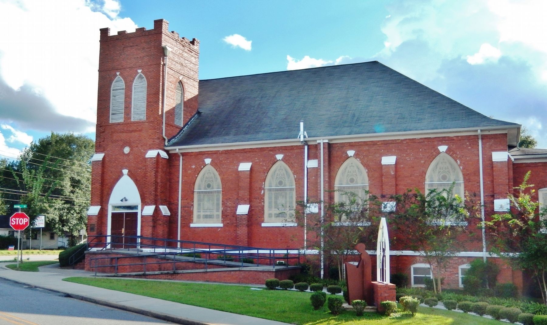 First African Baptist Church (<i>north elevation</i>) image. Click for full size.