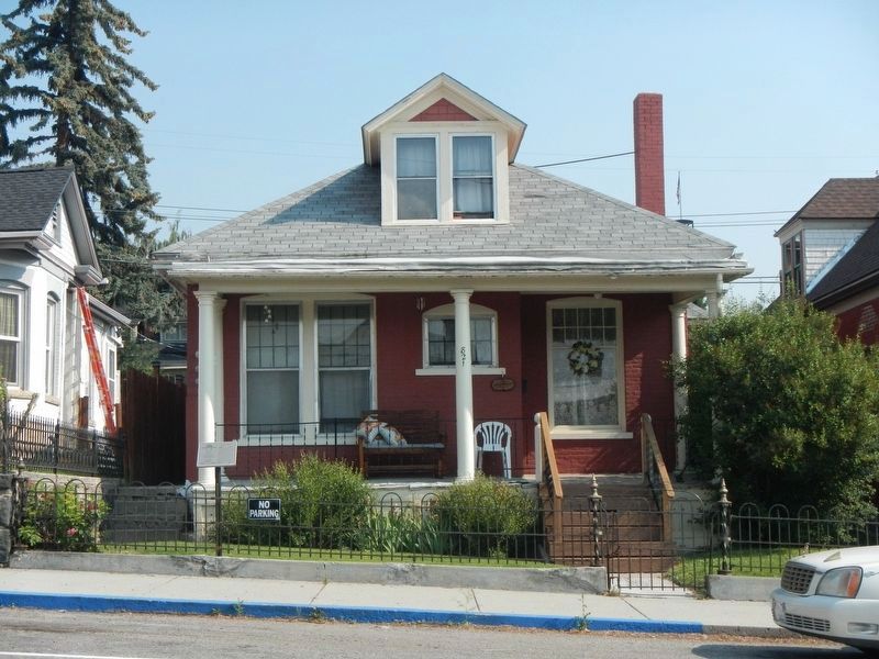 821 West Granite Street Residence and Marker image. Click for full size.