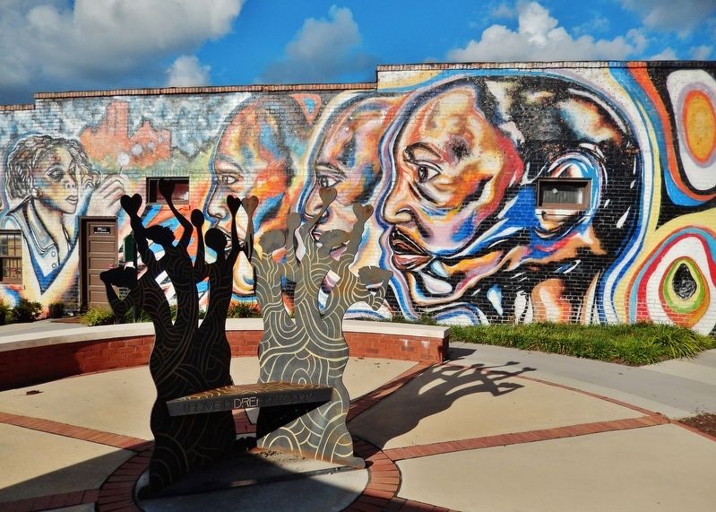 Martin Luther King, Jr. Monument Park image. Click for full size.