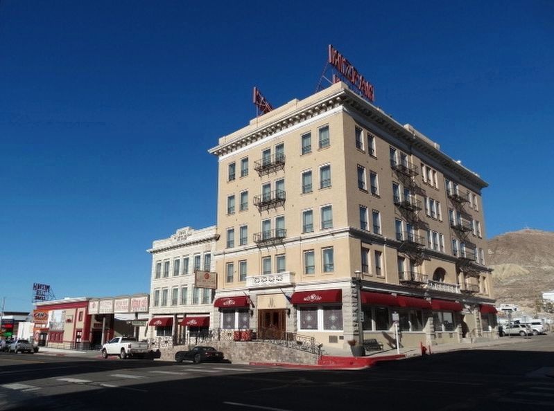 Mizpah Hotel and Marker image. Click for full size.