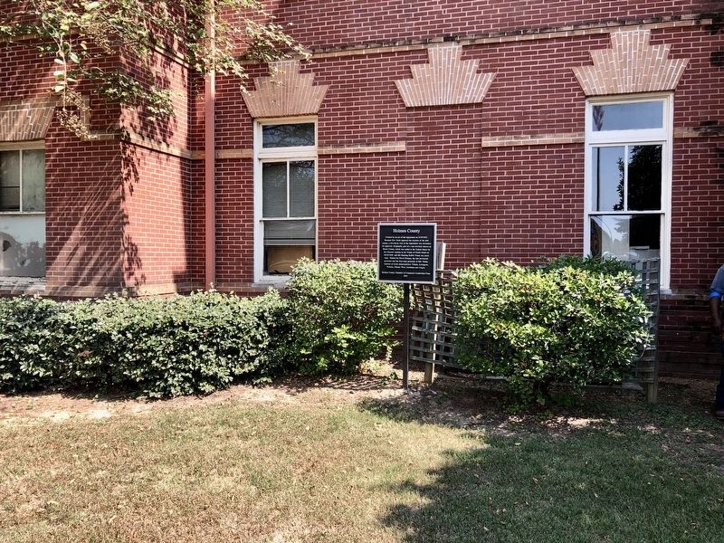 Holmes County Marker at Courthouse image. Click for full size.
