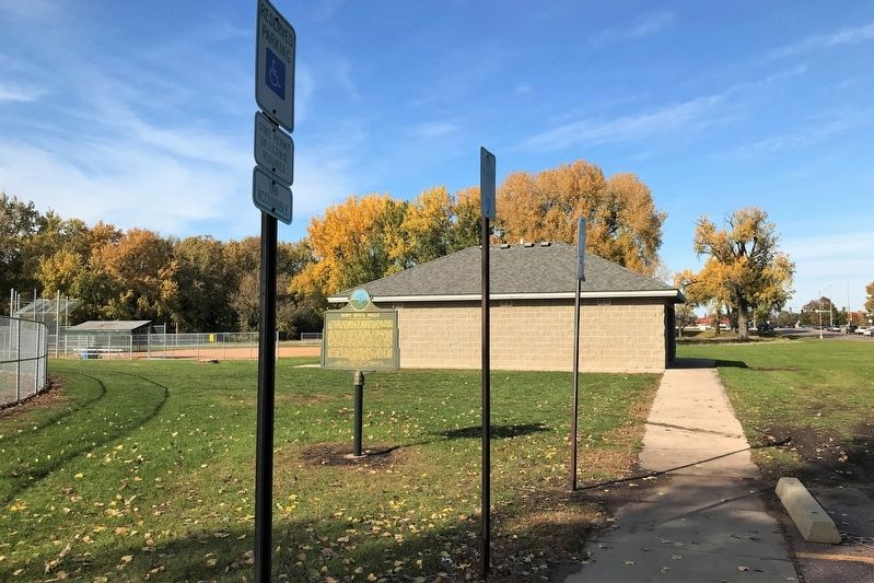 West Sioux Falls Marker, from the south. Click for full size. West Sioux Falls Marker, from the south image. Click for full size.