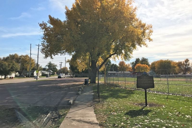 West Sioux Falls Marker, from the north. Click for full size. West Sioux Falls Marker, from the north image. Click for full size.