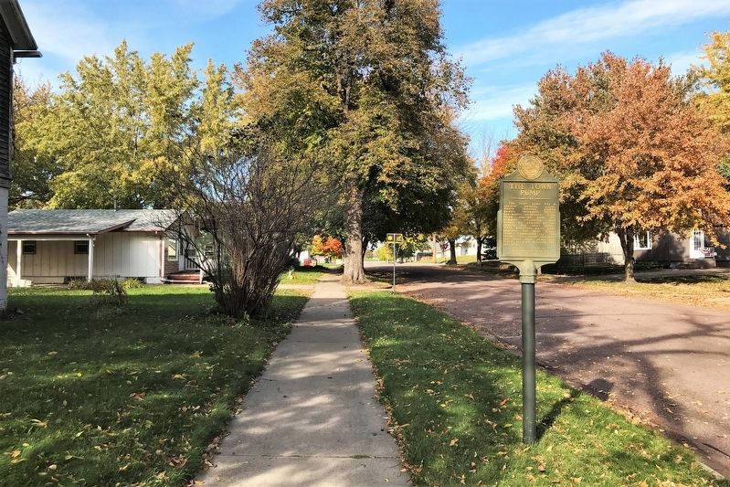 The Town Pump Marker, from the south image. Click for full size.