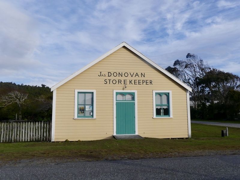 Donovan's Store image. Click for full size.