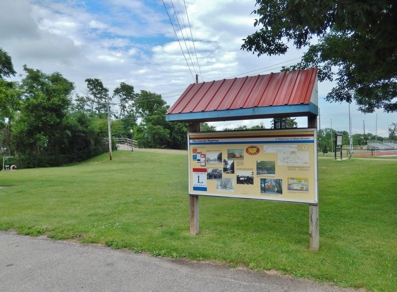 The Lincoln Highway Marker image. Click for full size.