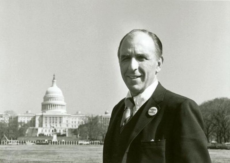 <i>Frank Kameny in front of the Capitol Building, Washington, D.C.</i> image. Click for full size.