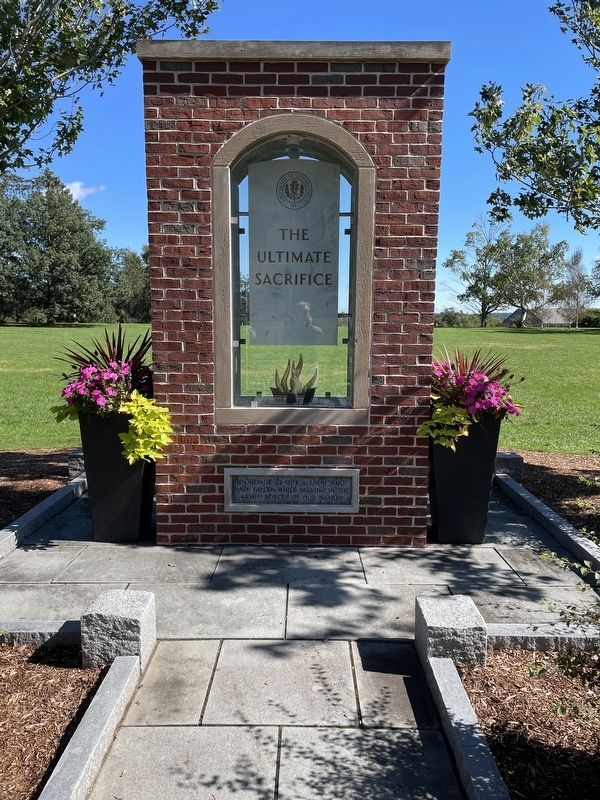 University of Connecticut Veterans Memorial. Click for full size. University of Connecticut Veterans Memorial image. Click for full size.