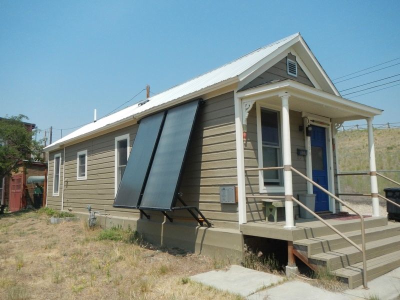 409 Alaska Street House and Marker image. Click for full size.