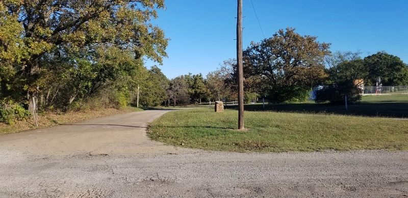 The view of the Camp of Washington Irving Marker from the park. Click for full size. The view of the Camp of Washington Irving Marker from the park image. Click for full size.