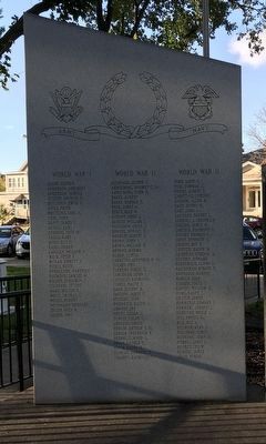 Veterans Memorial (left wing) image. Click for full size.