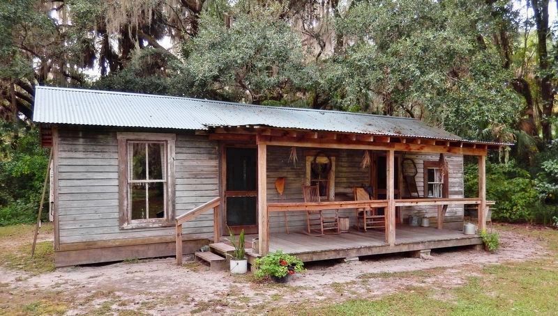 Tenant House image. Click for full size.