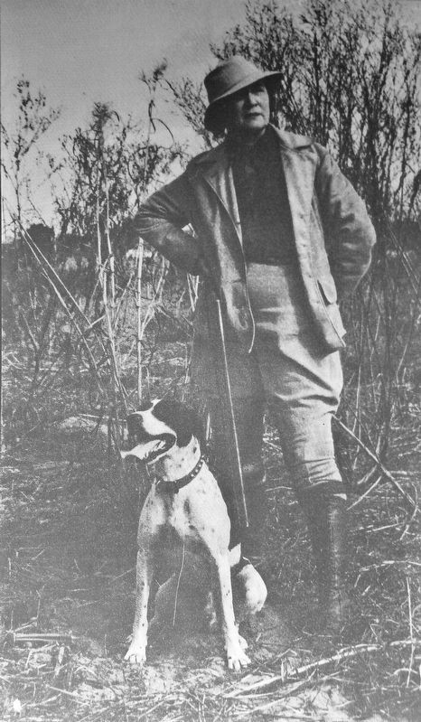 Marker detail: Marjorie Kinnan Rawlings with her pointer Moe in the Big Scrub image. Click for full size.