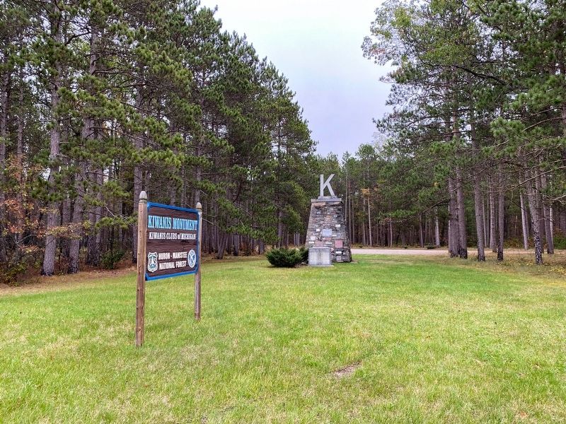 Kiwanis Monument. Click for full size. Kiwanis Monument image. Click for full size.
