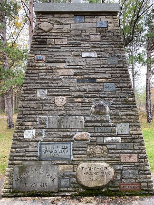 Kiwanis Monument. Click for full size. Kiwanis Monument image. Click for full size.
