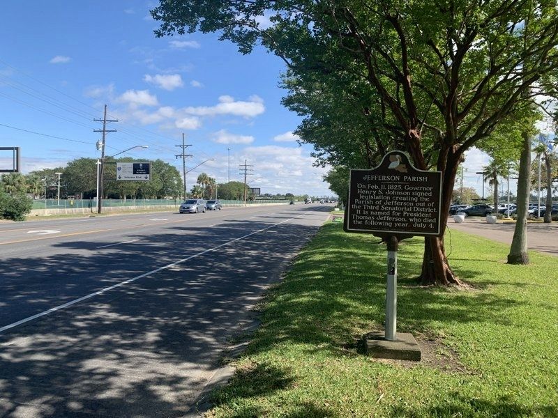 Jefferson Parish Marker looking east on US 61 image. Click for full size.