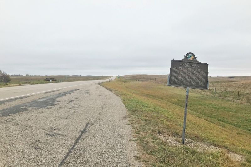 Roberts County / Marshall County Marker, from the west image. Click for full size.