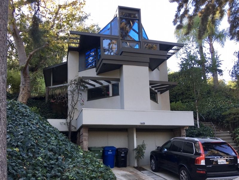 Tischler Residence. Click for full size. Tischler Residence image. Click for full size.