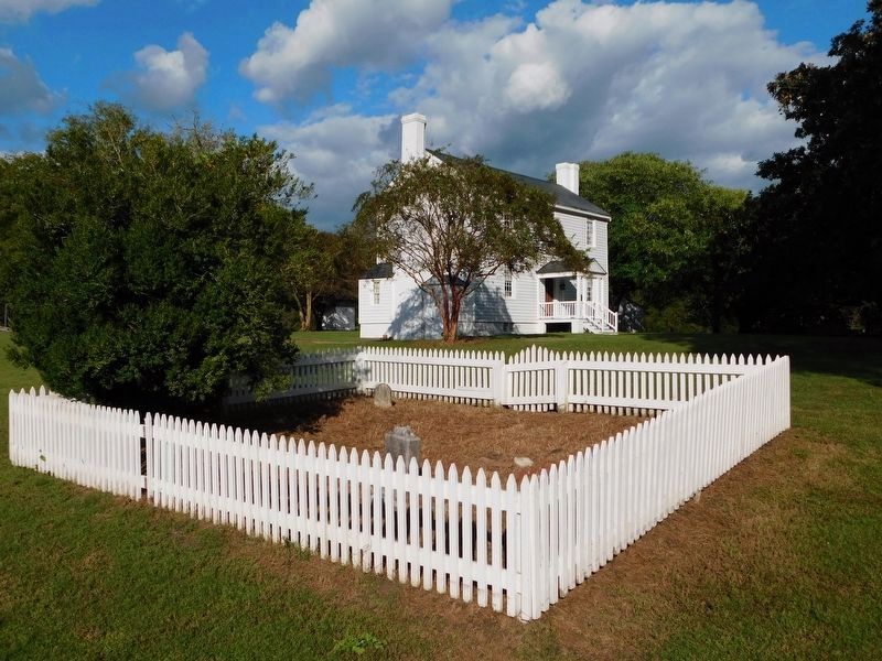Curtis Family Cemetery. Click for full size. Curtis Family Cemetery image. Click for full size.