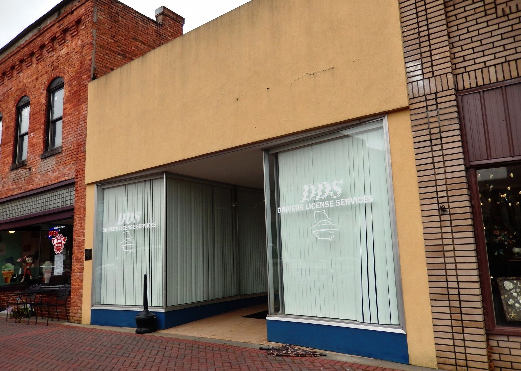 Martha Park Dress Shop Building. Click for full size. Martha Park Dress Shop Building image. Click for full size.