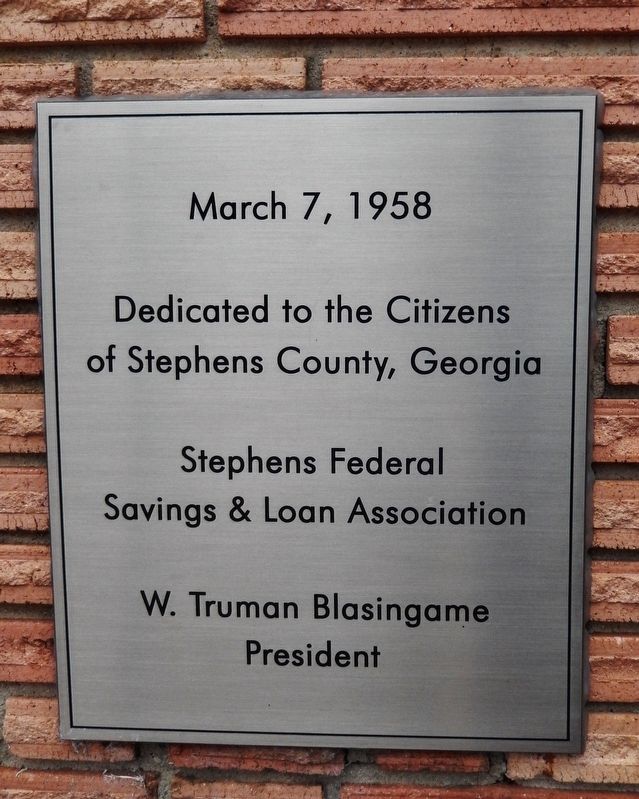 Stephens Federal Bank Dedication plaque image. Click for full size.