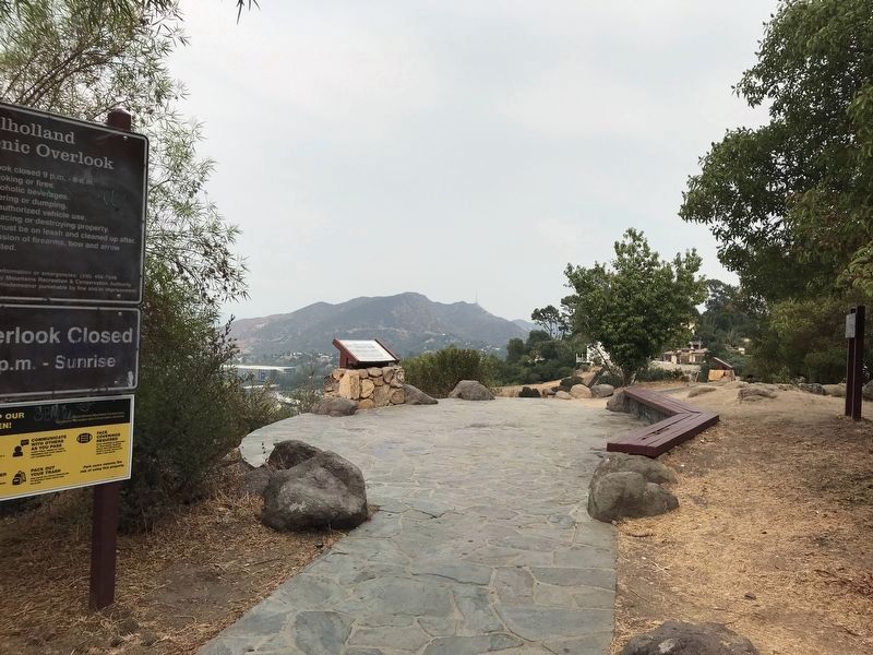 Universal City Overlook Marker image. Click for full size.