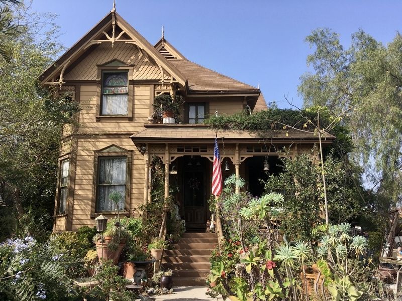 Victorian Residence. Click for full size. Victorian Residence image. Click for full size.