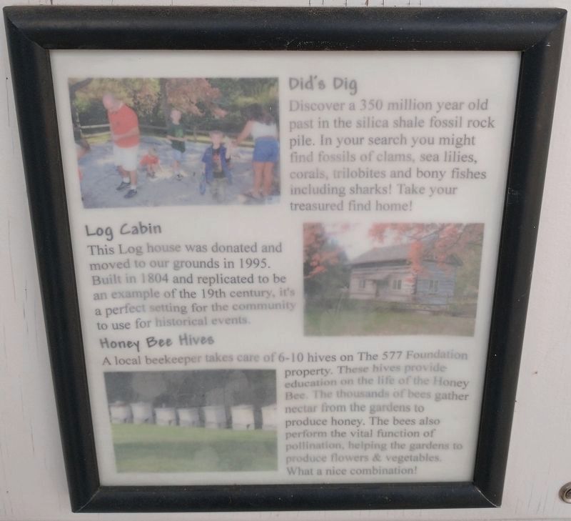 Did's Dig / Log Cabin / Honey Bee Hives Marker image. Click for full size.
